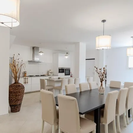 Casa Gaia - A Pochi Passi Da Roma Villa Ciampino